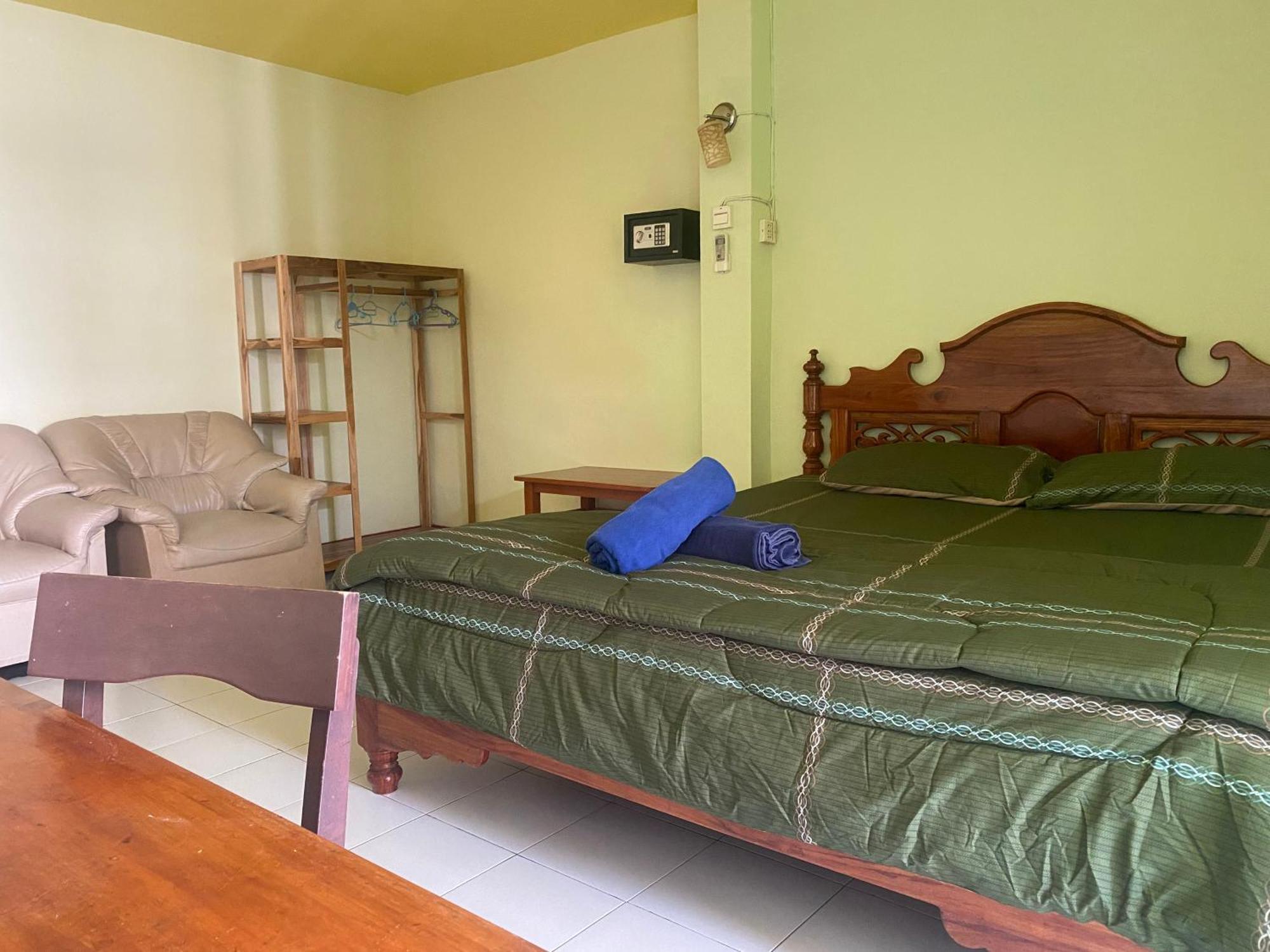 Bambus Motel Bãi biển Jomtien Ngoại thất bức ảnh
