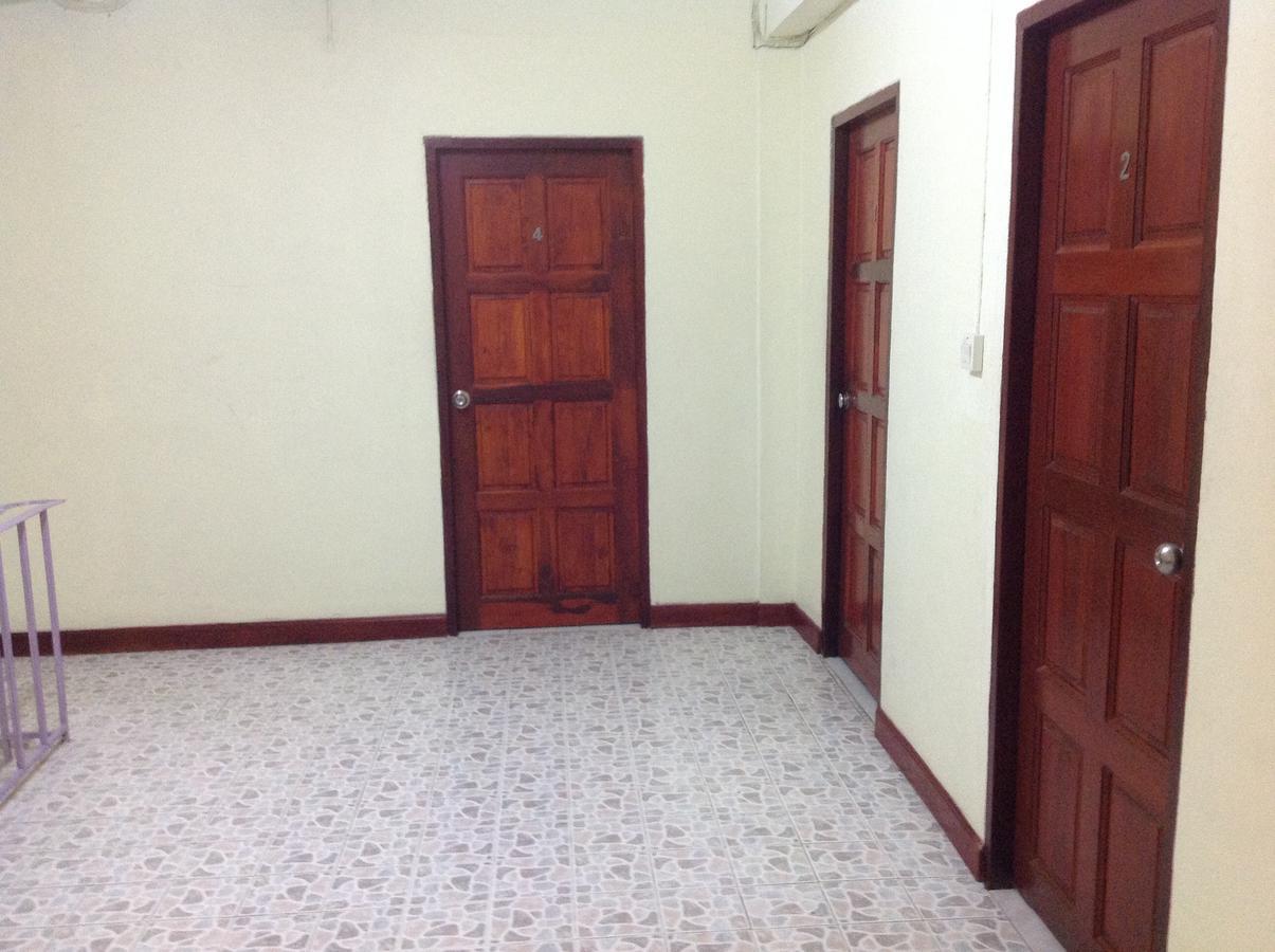 Bambus Motel Bãi biển Jomtien Ngoại thất bức ảnh