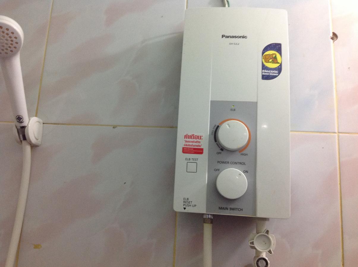 Bambus Motel Bãi biển Jomtien Ngoại thất bức ảnh